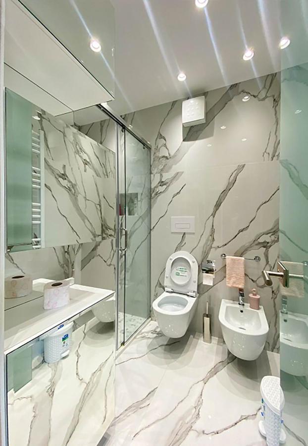 Top Luxury Tirana Exterior photo